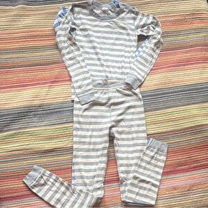 Hanna Andersson Gray and White Striped Pajama Set 14 160cm